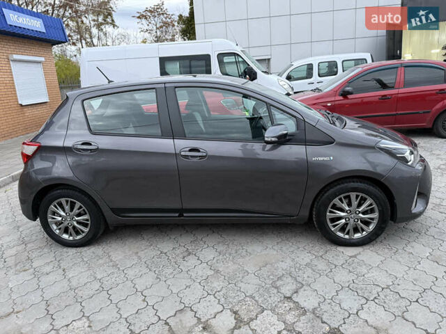 Сірий Тойота Яріс, об'ємом двигуна 1.5 л та пробігом 100 тис. км за 14999 $, фото 12 на Automoto.ua