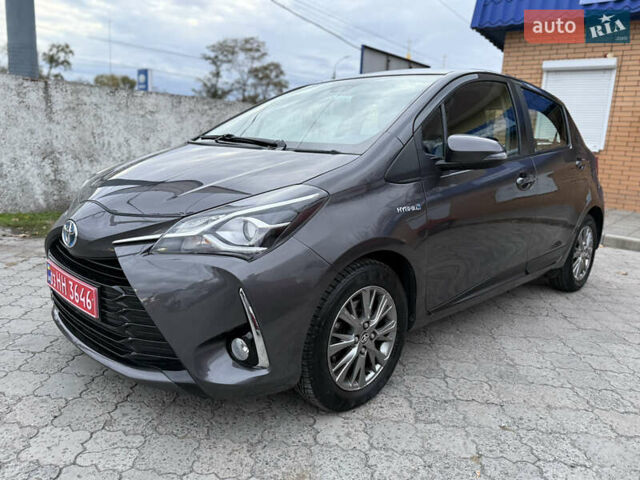 Сірий Тойота Яріс, об'ємом двигуна 1.5 л та пробігом 100 тис. км за 14999 $, фото 28 на Automoto.ua