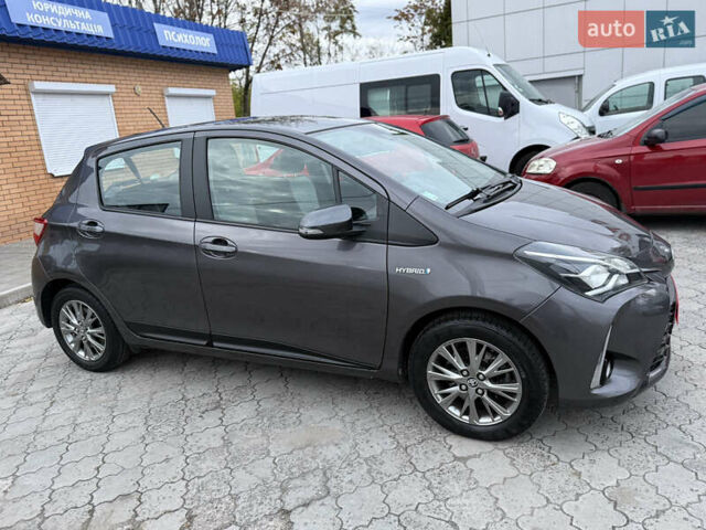 Сірий Тойота Яріс, об'ємом двигуна 1.5 л та пробігом 100 тис. км за 14999 $, фото 11 на Automoto.ua