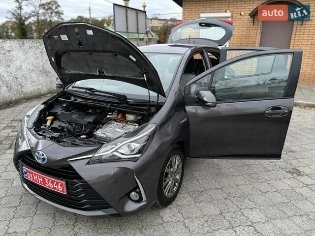 Сірий Тойота Яріс, об'ємом двигуна 1.5 л та пробігом 100 тис. км за 14999 $, фото 80 на Automoto.ua