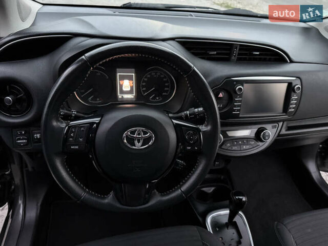 Сірий Тойота Яріс, об'ємом двигуна 1.5 л та пробігом 100 тис. км за 14999 $, фото 50 на Automoto.ua