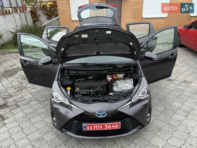 Сірий Тойота Яріс, об'ємом двигуна 1.5 л та пробігом 100 тис. км за 14999 $, фото 81 на Automoto.ua