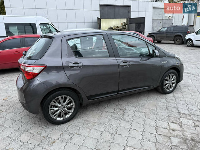 Сірий Тойота Яріс, об'ємом двигуна 1.5 л та пробігом 100 тис. км за 14999 $, фото 14 на Automoto.ua