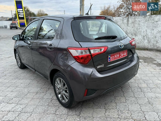 Сірий Тойота Яріс, об'ємом двигуна 1.5 л та пробігом 100 тис. км за 14999 $, фото 21 на Automoto.ua