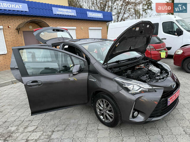 Сірий Тойота Яріс, об'ємом двигуна 1.5 л та пробігом 100 тис. км за 14999 $, фото 66 на Automoto.ua