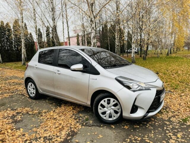 Серый Тойота Ярис, объемом двигателя 1.5 л и пробегом 37 тыс. км за 15300 $, фото 3 на Automoto.ua