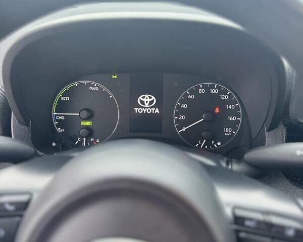 Тойота Ярис 2021 в Киеве на Automoto.ua Серый Тойота Ярис, объемом двигателя 1.49 л и пробегом 38 тыс. км за 16700 $, фото 9 на Automoto.ua