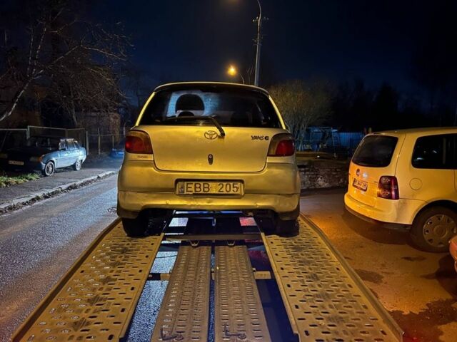 Серый Тойота Ярис, объемом двигателя 10 л и пробегом 170 тыс. км за 1499 $, фото 3 на Automoto.ua