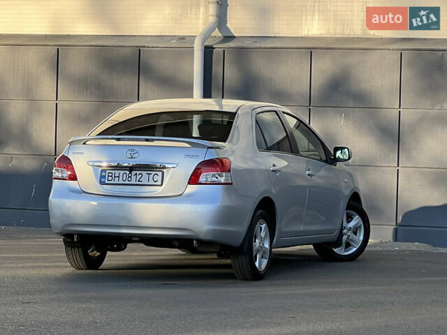 Серый Тойота Ярис, объемом двигателя 1.3 л и пробегом 181 тыс. км за 7300 $, фото 33 на Automoto.ua