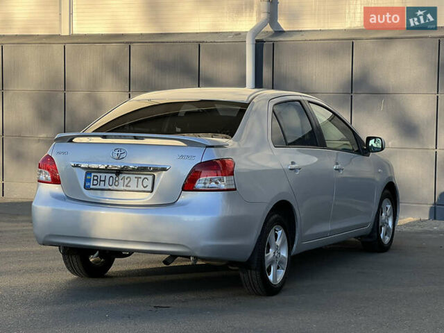 Серый Тойота Ярис, объемом двигателя 1.3 л и пробегом 181 тыс. км за 7300 $, фото 52 на Automoto.ua
