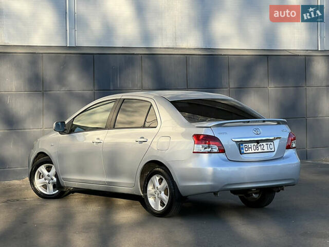 Серый Тойота Ярис, объемом двигателя 1.3 л и пробегом 181 тыс. км за 7300 $, фото 17 на Automoto.ua