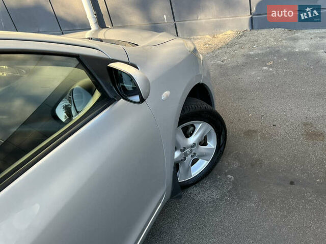 Серый Тойота Ярис, объемом двигателя 1.3 л и пробегом 181 тыс. км за 7300 $, фото 35 на Automoto.ua