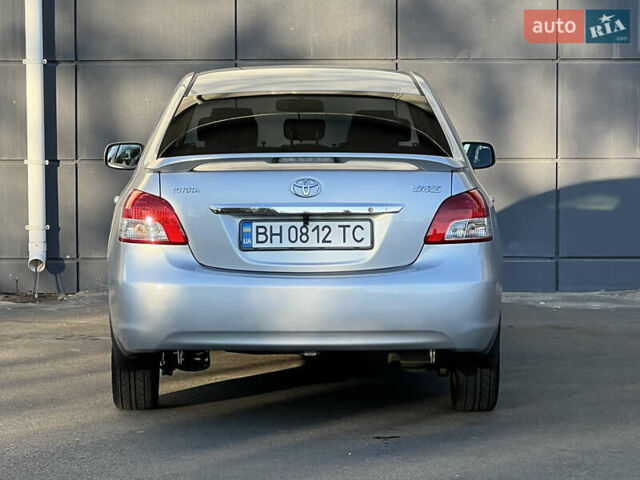Серый Тойота Ярис, объемом двигателя 1.3 л и пробегом 181 тыс. км за 7300 $, фото 30 на Automoto.ua