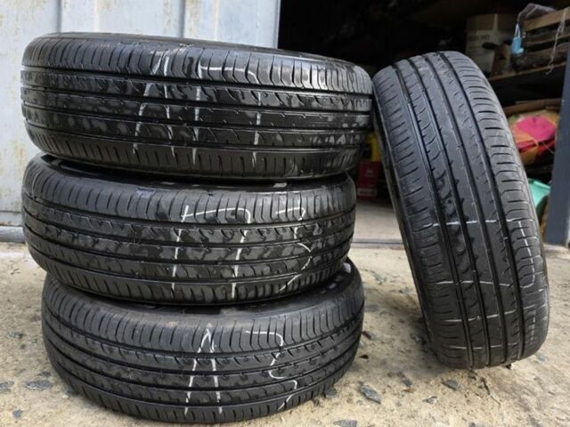 Тойота Яріс 2006 у Одесі на Automoto.ua Сірий Тойота Яріс, об'ємом двигуна 1.3 л та пробігом 195 тис. км за 6000 $, фото 8 на Automoto.ua