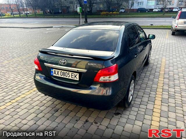 Сірий Тойота Яріс, об'ємом двигуна 1.5 л та пробігом 173 тис. км за 5500 $, фото 4 на Automoto.ua