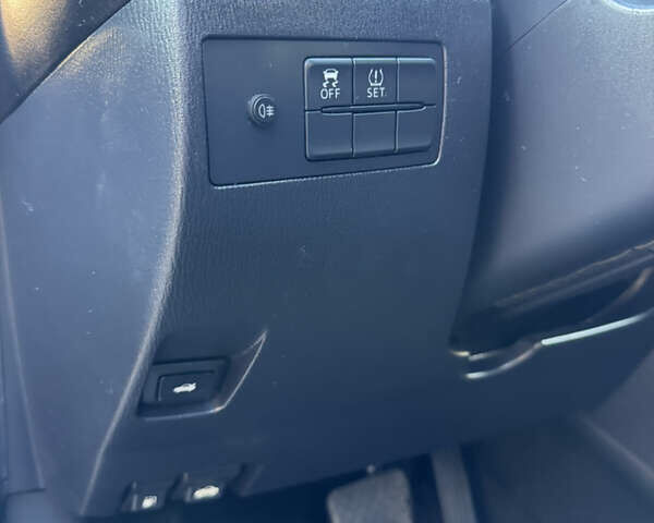 Серый Тойота Ярис, объемом двигателя 1.5 л и пробегом 184 тыс. км за 11800 $, фото 14 на Automoto.ua