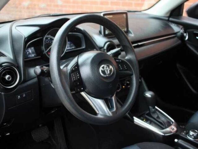 Сірий Тойота Яріс, об'ємом двигуна 1.5 л та пробігом 98 тис. км за 14500 $, фото 8 на Automoto.ua