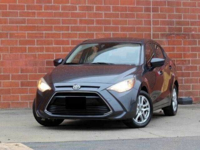 Сірий Тойота Яріс, об'ємом двигуна 1.5 л та пробігом 98 тис. км за 14500 $, фото 1 на Automoto.ua