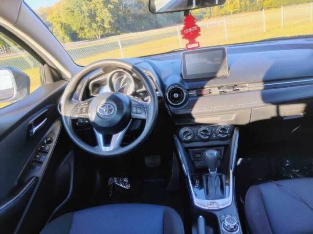 Серый Тойота Ярис, объемом двигателя 1.5 л и пробегом 88 тыс. км за 9500 $, фото 9 на Automoto.ua