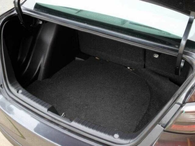 Сірий Тойота Яріс, об'ємом двигуна 1.5 л та пробігом 98 тис. км за 14500 $, фото 10 на Automoto.ua