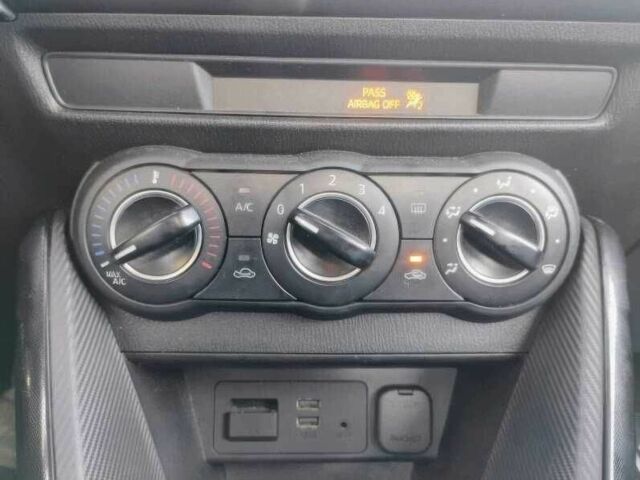 Серый Тойота Ярис, объемом двигателя 1.5 л и пробегом 88 тыс. км за 9500 $, фото 14 на Automoto.ua