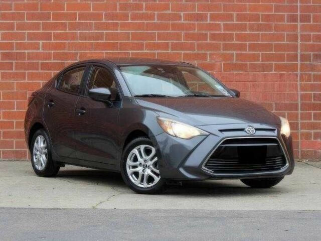 Сірий Тойота Яріс, об'ємом двигуна 1.5 л та пробігом 98 тис. км за 14500 $, фото 2 на Automoto.ua