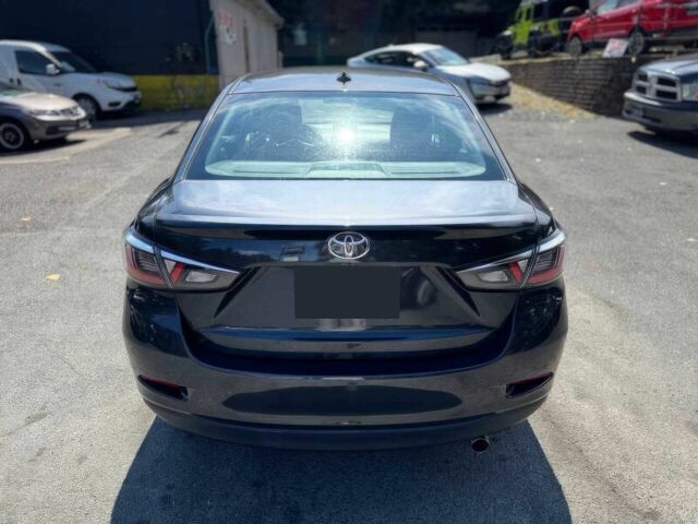 Серый Тойота Ярис, объемом двигателя 1.5 л и пробегом 39 тыс. км за 2500 $, фото 6 на Automoto.ua