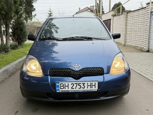 Синий Тойота Ярис, объемом двигателя 1 л и пробегом 180 тыс. км за 2300 $, фото 4 на Automoto.ua