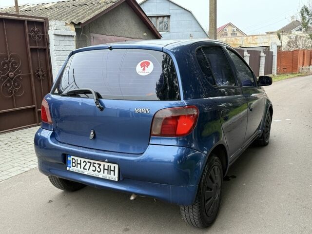 Синий Тойота Ярис, объемом двигателя 1 л и пробегом 180 тыс. км за 2300 $, фото 6 на Automoto.ua