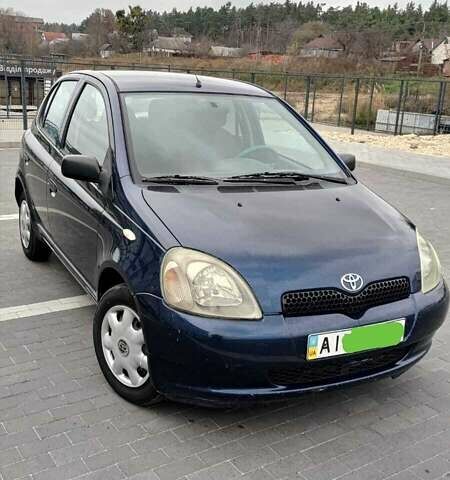 Синий Тойота Ярис, объемом двигателя 1 л и пробегом 270 тыс. км за 5200 $, фото 45 на Automoto.ua