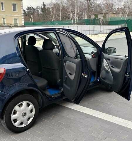 Синий Тойота Ярис, объемом двигателя 1 л и пробегом 270 тыс. км за 5200 $, фото 22 на Automoto.ua