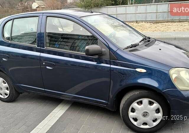 Синий Тойота Ярис, объемом двигателя 1 л и пробегом 270 тыс. км за 5200 $, фото 3 на Automoto.ua