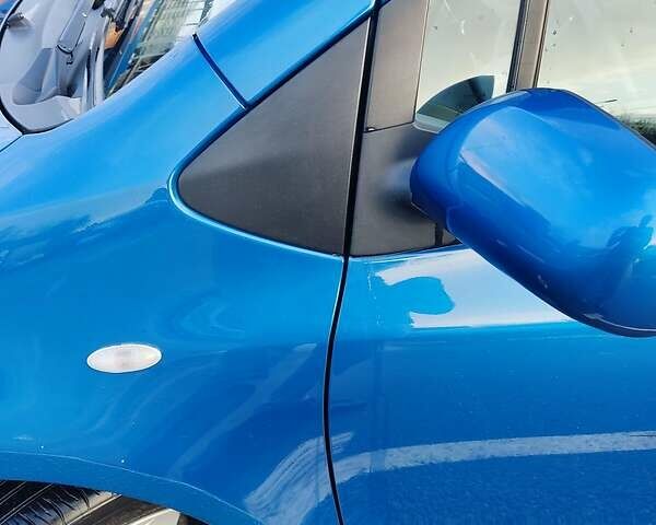 Синий Тойота Ярис, объемом двигателя 1 л и пробегом 200 тыс. км за 5200 $, фото 7 на Automoto.ua