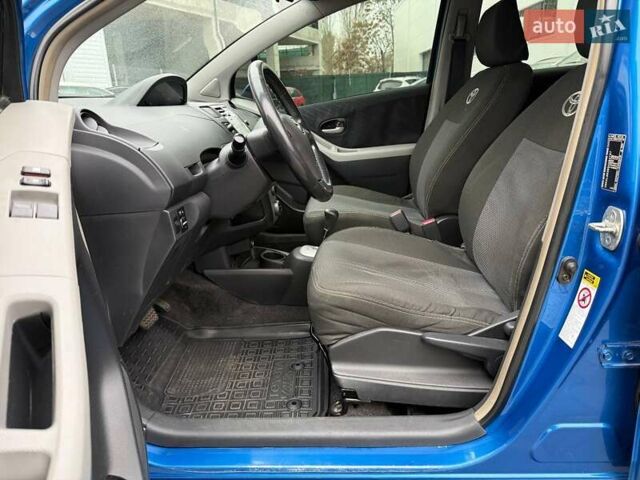 Синий Тойота Ярис, объемом двигателя 1.3 л и пробегом 144 тыс. км за 5999 $, фото 11 на Automoto.ua
