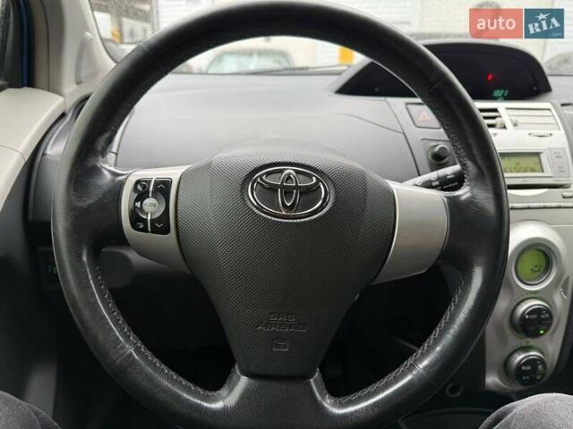 Синий Тойота Ярис, объемом двигателя 1.3 л и пробегом 144 тыс. км за 5999 $, фото 24 на Automoto.ua