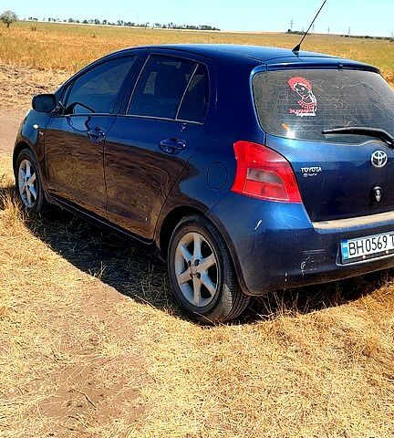 Синий Тойота Ярис, объемом двигателя 1.4 л и пробегом 140 тыс. км за 6400 $, фото 8 на Automoto.ua