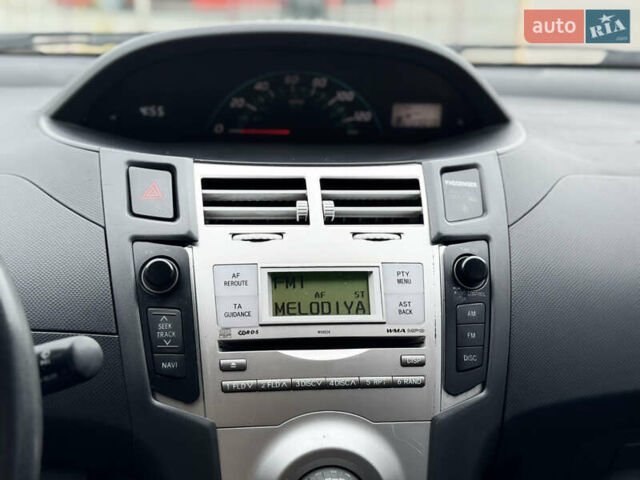 Тойота Ярис 2007 в Харькове на Automoto.ua Синий Тойота Ярис, объемом двигателя 1.5 л и пробегом 129 тыс. км за 6500 $, фото 9 на Automoto.ua