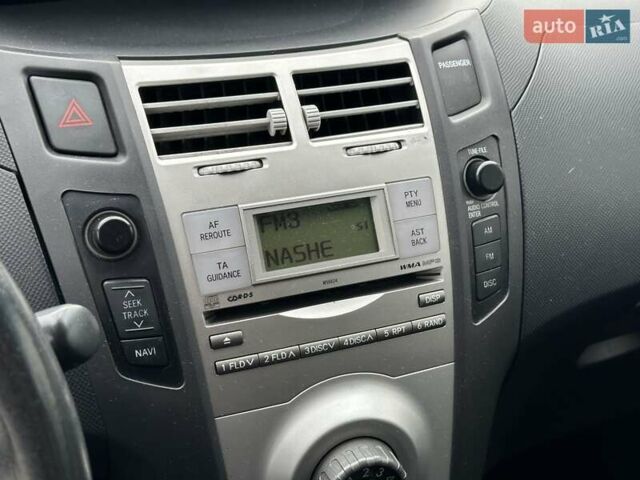 Тойота Ярис 2008 в Киеве на Automoto.ua Синий Тойота Ярис, объемом двигателя 1.3 л и пробегом 217 тыс. км за 5190 $, фото 19 на Automoto.ua