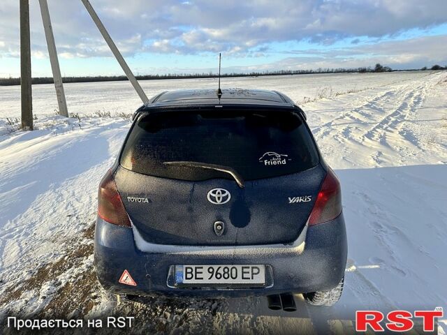 Синий Тойота Ярис, объемом двигателя 1.4 л и пробегом 180 тыс. км за 4750 $, фото 6 на Automoto.ua
