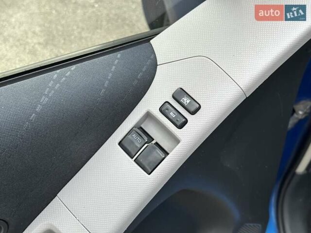 Тойота Ярис 2008 в Киеве на Automoto.ua Синий Тойота Ярис, объемом двигателя 1.3 л и пробегом 217 тыс. км за 5190 $, фото 16 на Automoto.ua