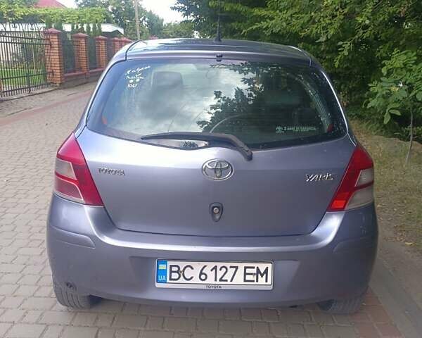 Синий Тойота Ярис, объемом двигателя 1 л и пробегом 166 тыс. км за 3900 $, фото 20 на Automoto.ua