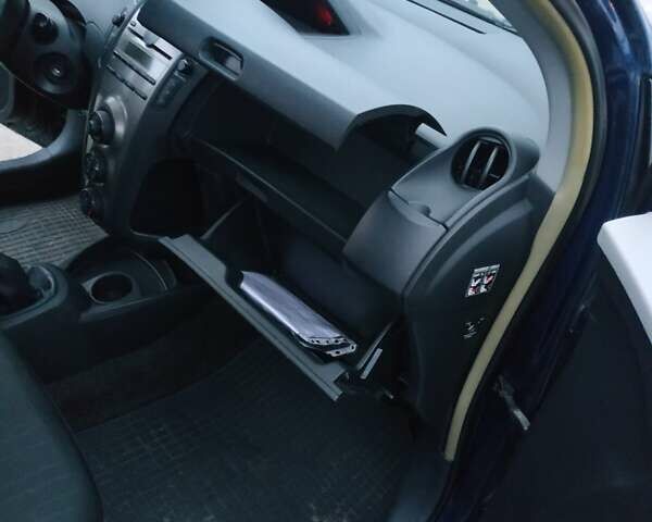 Синий Тойота Ярис, объемом двигателя 0 л и пробегом 195 тыс. км за 4999 $, фото 29 на Automoto.ua