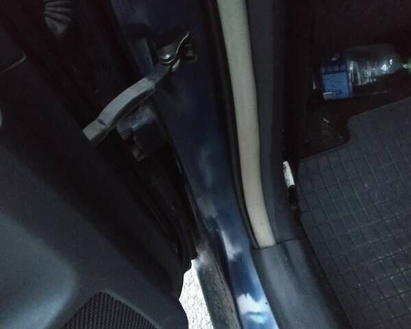 Синий Тойота Ярис, объемом двигателя 0 л и пробегом 195 тыс. км за 4999 $, фото 55 на Automoto.ua