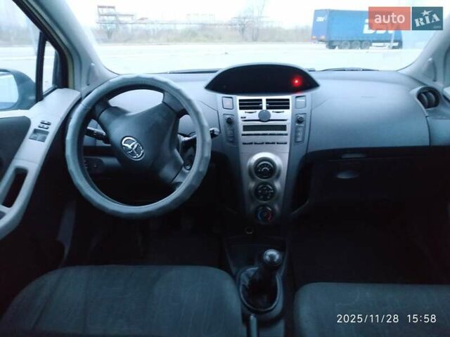 Синий Тойота Ярис, объемом двигателя 0 л и пробегом 195 тыс. км за 4999 $, фото 15 на Automoto.ua