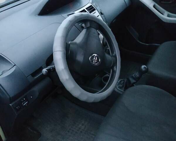 Синий Тойота Ярис, объемом двигателя 0 л и пробегом 195 тыс. км за 4999 $, фото 22 на Automoto.ua