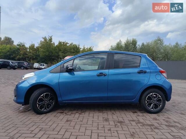 Синий Тойота Ярис, объемом двигателя 1 л и пробегом 144 тыс. км за 6800 $, фото 4 на Automoto.ua