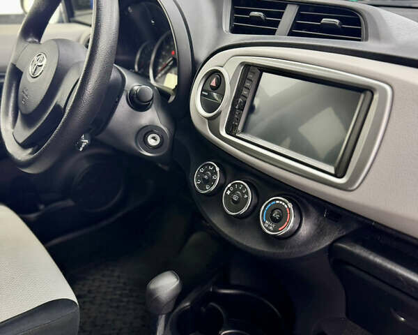 Синий Тойота Ярис, объемом двигателя 1.5 л и пробегом 212 тыс. км за 8000 $, фото 37 на Automoto.ua