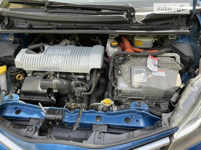 Синий Тойота Ярис, объемом двигателя 0 л и пробегом 149 тыс. км за 11000 $, фото 2 на Automoto.ua