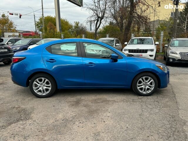 Синій Тойота Яріс, об'ємом двигуна 1.5 л та пробігом 170 тис. км за 12790 $, фото 4 на Automoto.ua