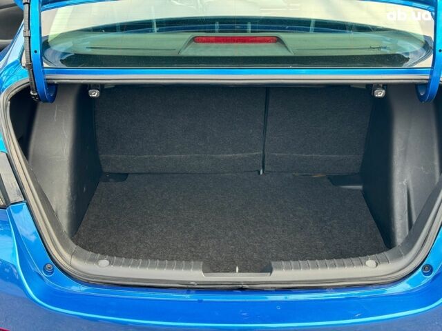 Синій Тойота Яріс, об'ємом двигуна 1.5 л та пробігом 170 тис. км за 12790 $, фото 30 на Automoto.ua